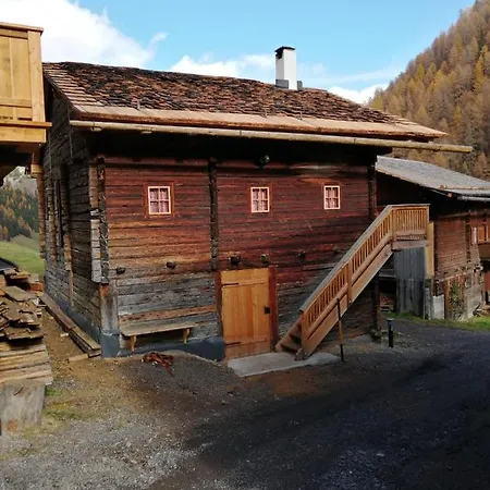 Almhuette Senfter Innervillgraten